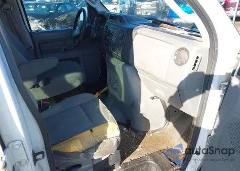 2009 Ford E-350 Super Duty Xl/Xlt z USA, uszkodzony, nr VIN 1FBSS31L39DA51273